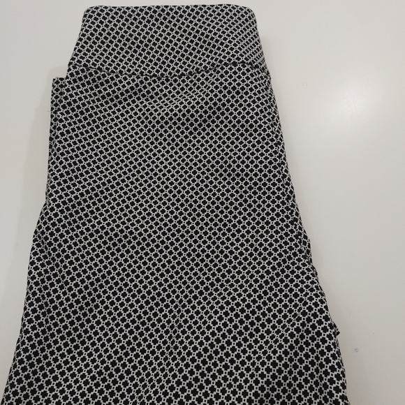 S.C.&CO. Black and White Pants Size 10 - Picture 3 of 6